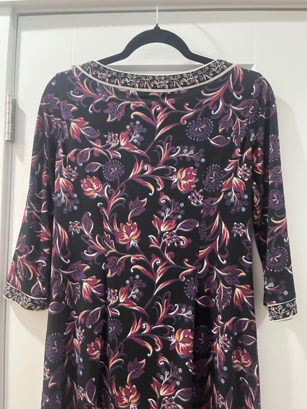 Maggy London Size 4 Dress Paisley long sleeve EUC - Picture 13 of 16